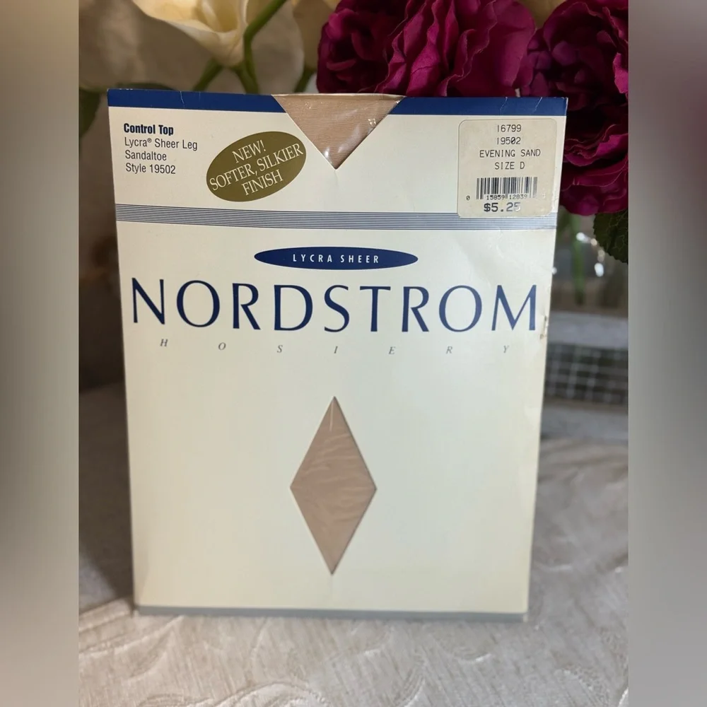 Vtg‎ Nordstrom Control Top Lycra Sheer Hosiery Style 19502 Evening Sand Size D